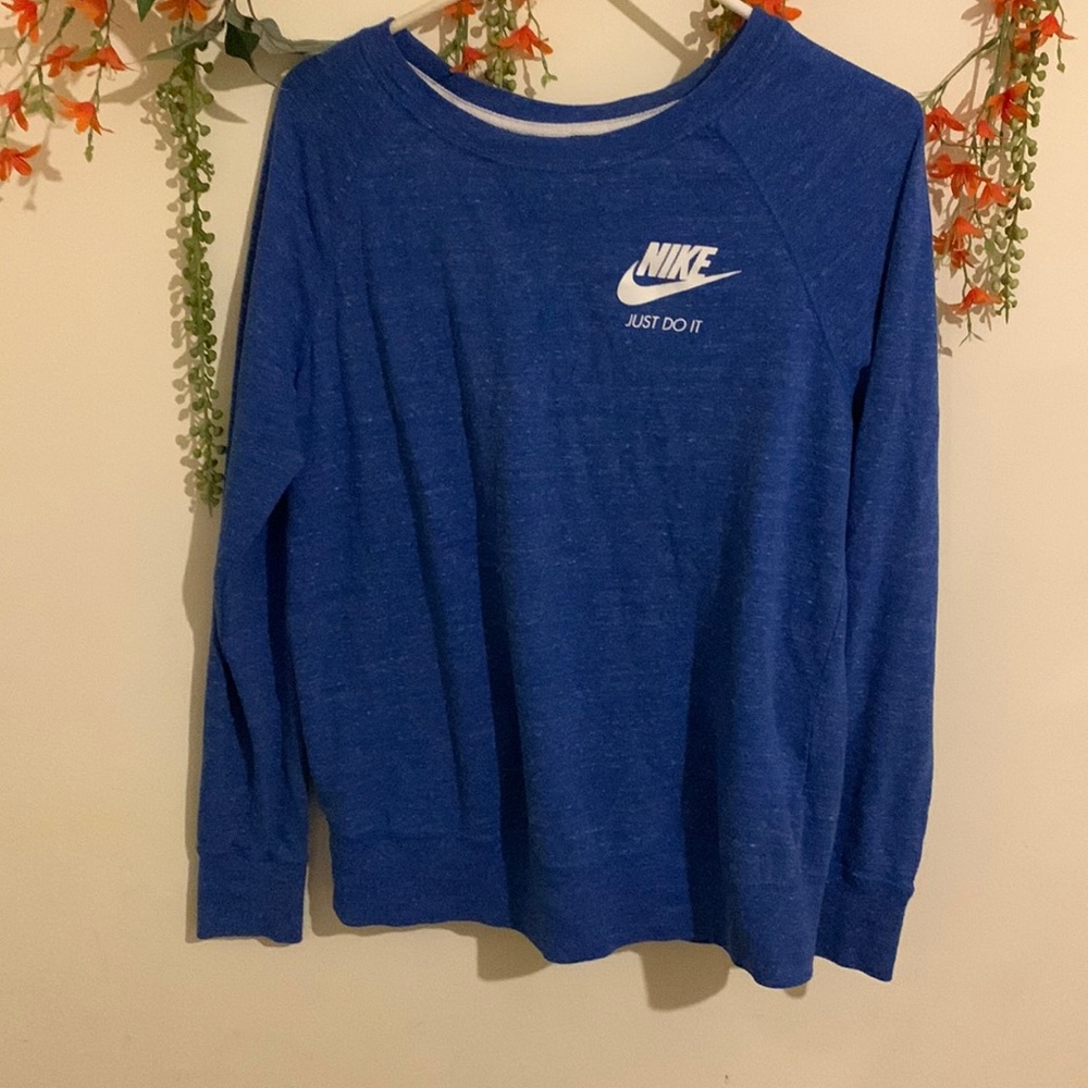 Medium Nike